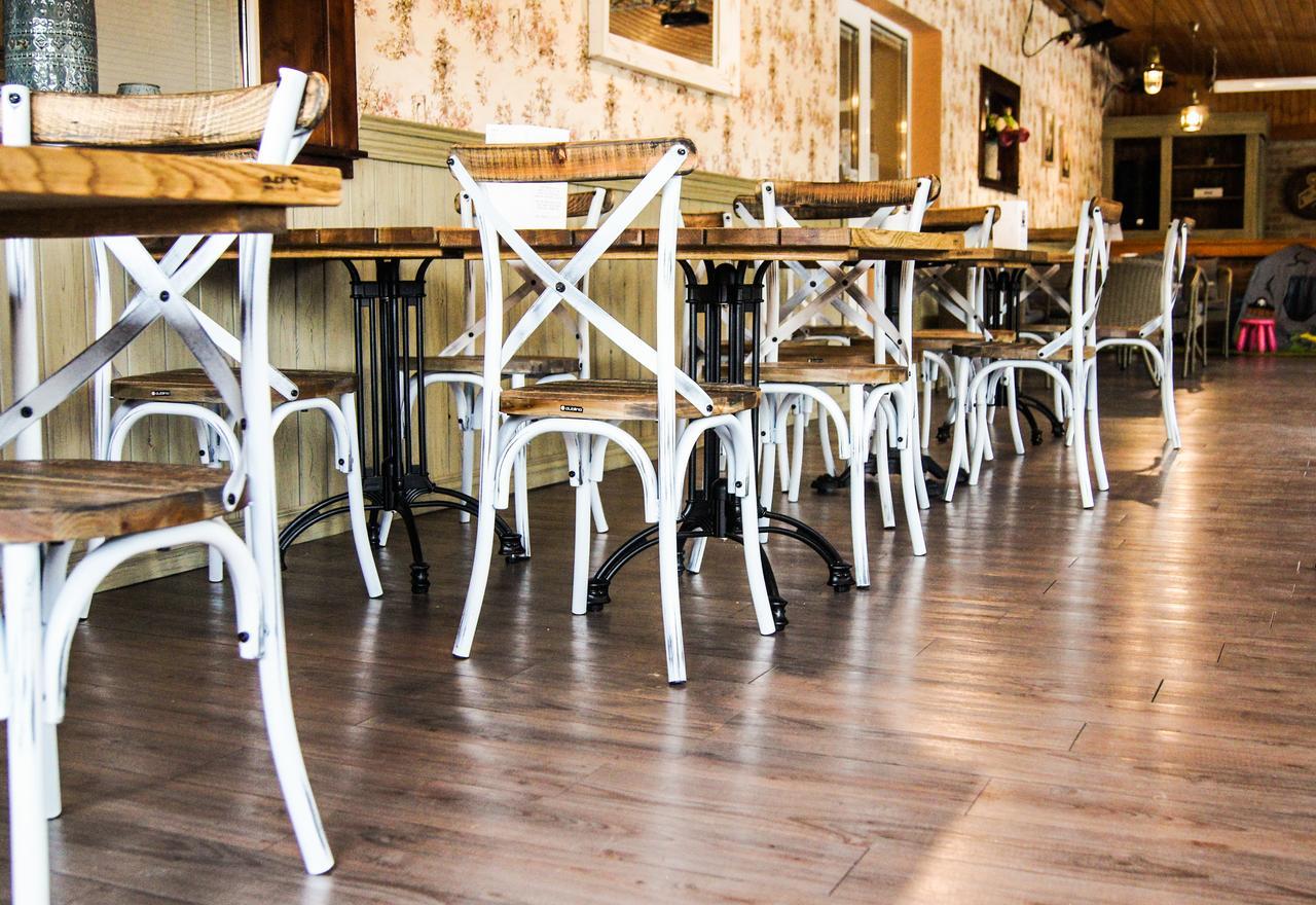 Kalvin Restaurant & Pension Rastislavice Extérieur photo